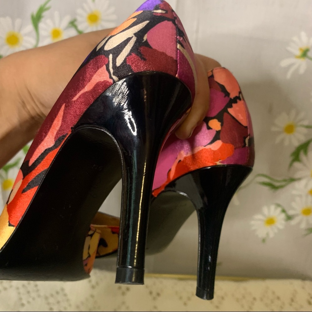 Marc Fisher colorful jewel tone peep toe heels - Picture 8 of 12